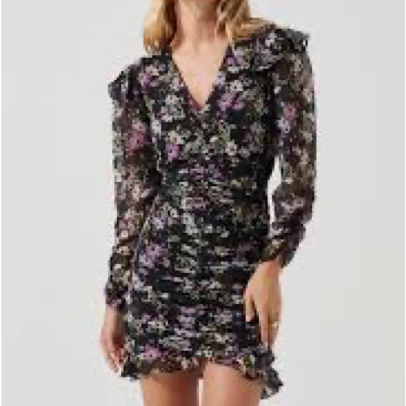 ASTR Black & Lilac Floral riches dress Size S - Picture 1 of 3